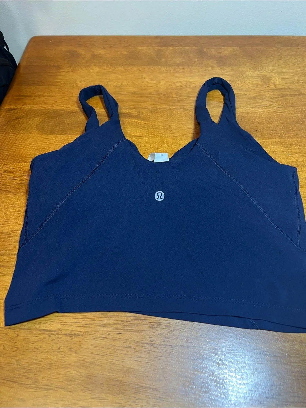 lululemon athletica Navy Ribbed Cropped Sports Tank Size 10 nwot